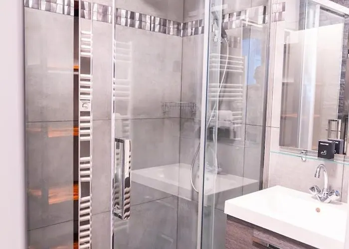 Elegance Et Bien-etre Dans Notre T2 A Daire *